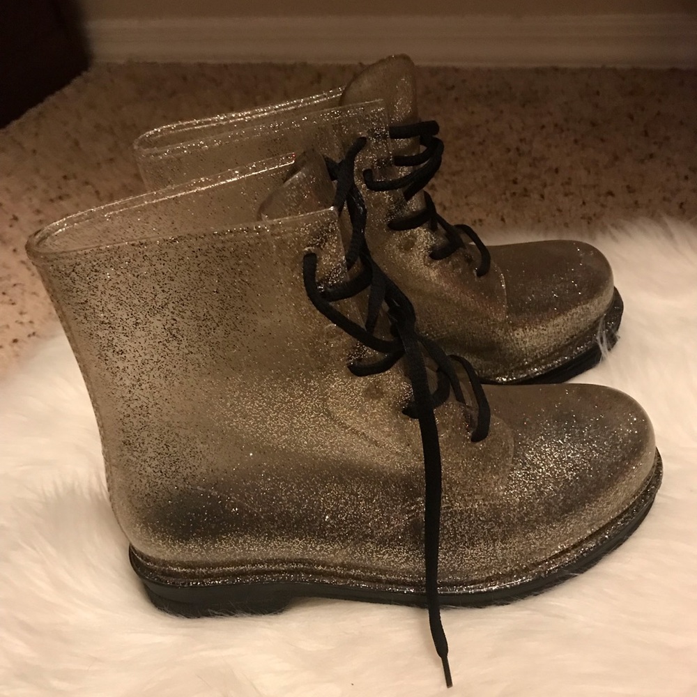 Gold jelly sparkle rain boots